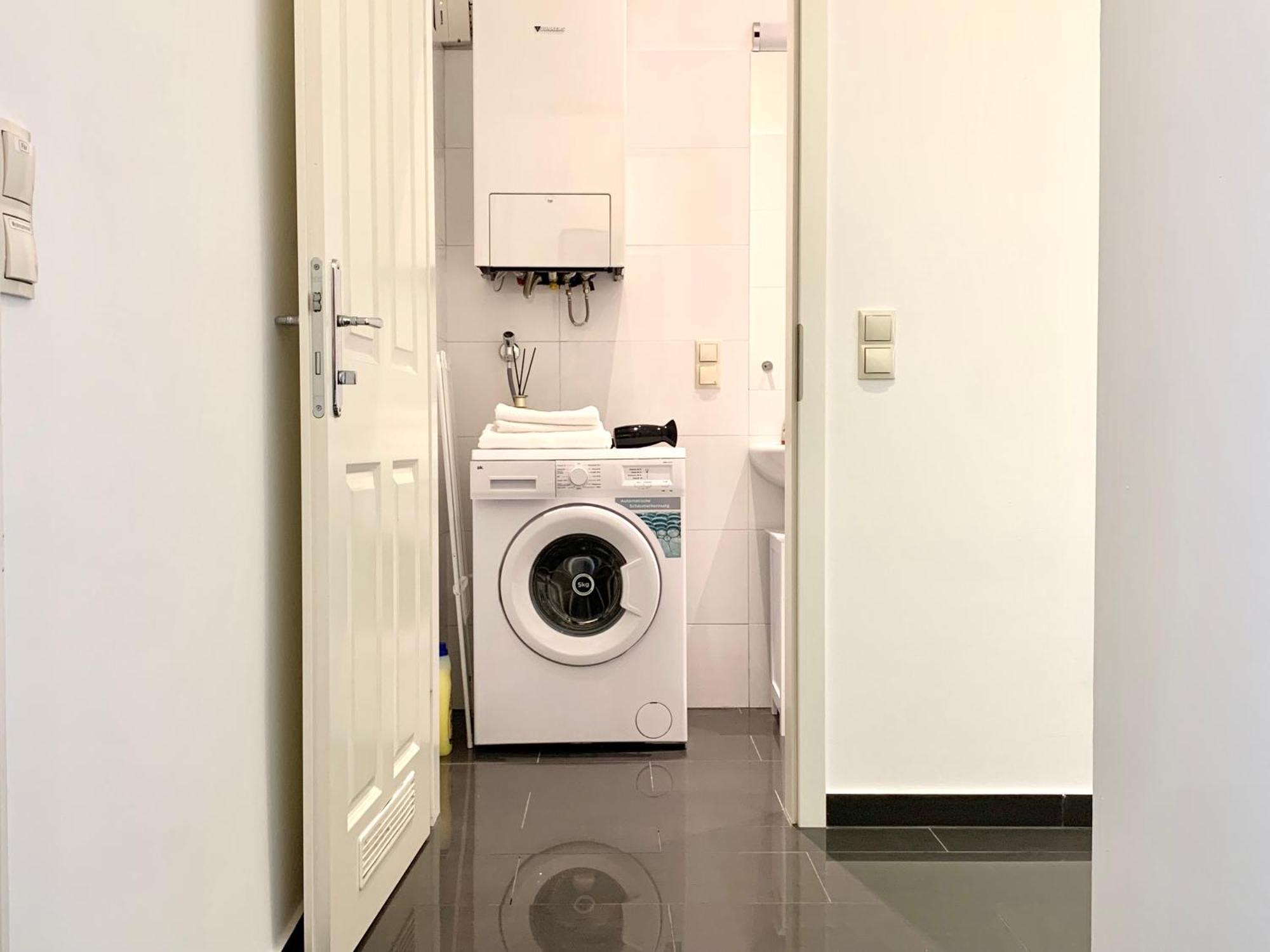 Bamboo City Apartment : A Cozy Family Haven In Vienna'S 9Th District ภายนอก รูปภาพ