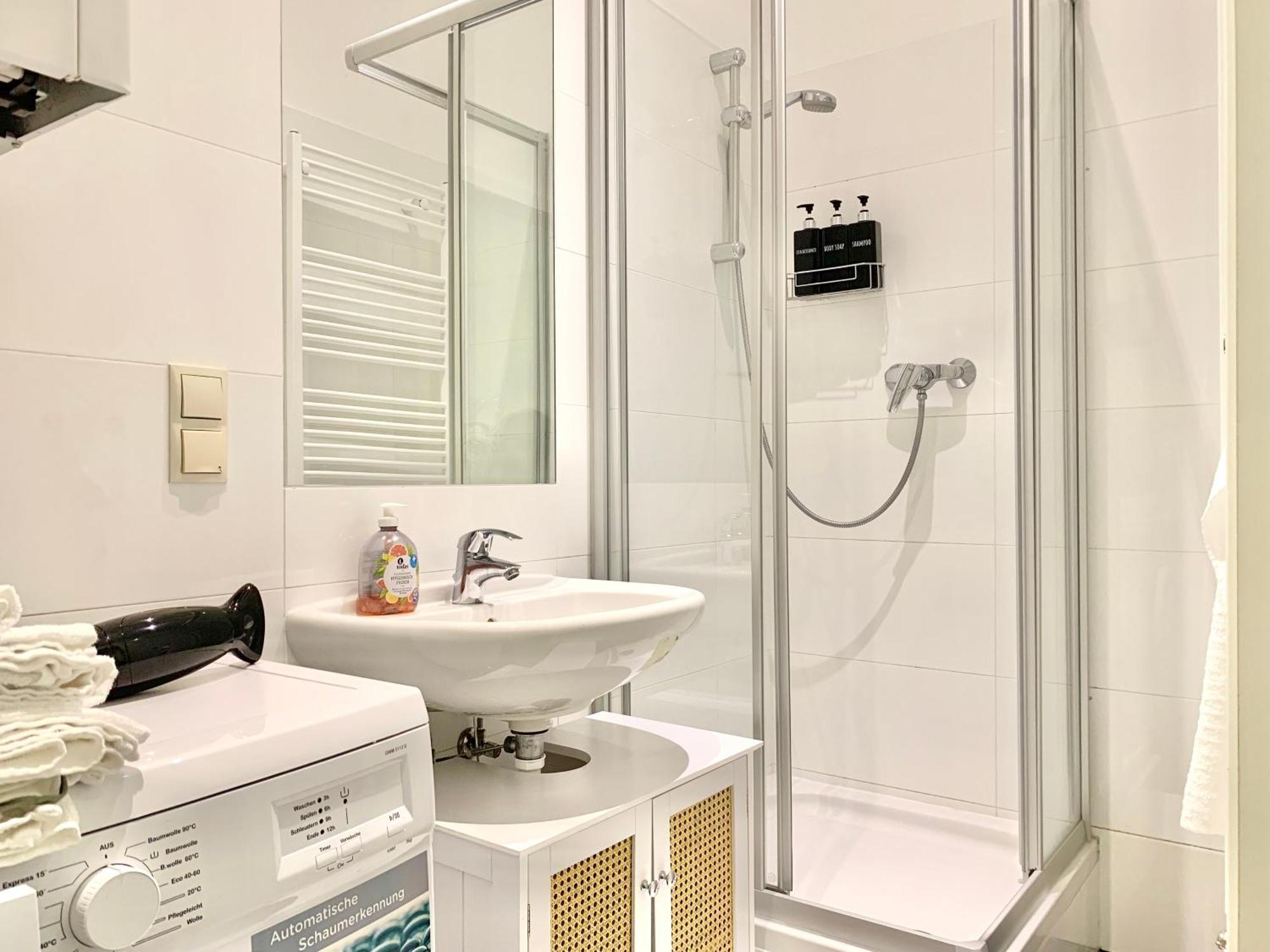 Bamboo City Apartment : A Cozy Family Haven In Vienna'S 9Th District ภายนอก รูปภาพ